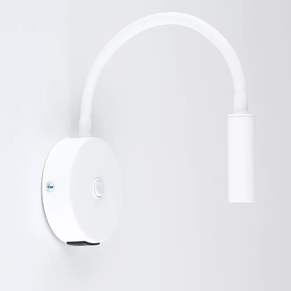 TK LIGHTING АПЛИК С USB ПОРТ LAGOS 10202 1XG9 БЯЛ