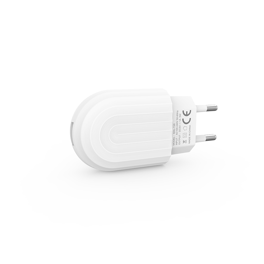 Мрежово зарядно устройство DeTech DE-28i, 5V/2.1A, 220V,1 x USB, С Lightning кабел, 1.0m, Бял - 14134 D-14134 6 Мрежово зарядно устройство DeTech DE-28i, 5V/2.1A, 220V,1 x USB, С Lightning кабел, 1.0m, Бял - 14134 - Image 4