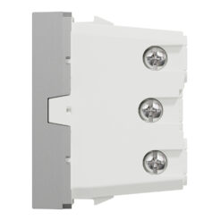 NU302330 Контактен излаз алуминий италиански стандарт с ДЗ 2P+E 16A - 250V New Unica винтово свързване SE-NU302330