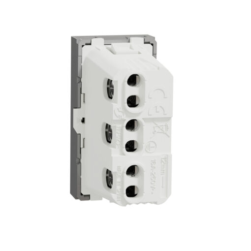 NU302330 Контактен излаз алуминий италиански стандарт с ДЗ 2P+E 16A - 250V New Unica винтово свързване - Image 3